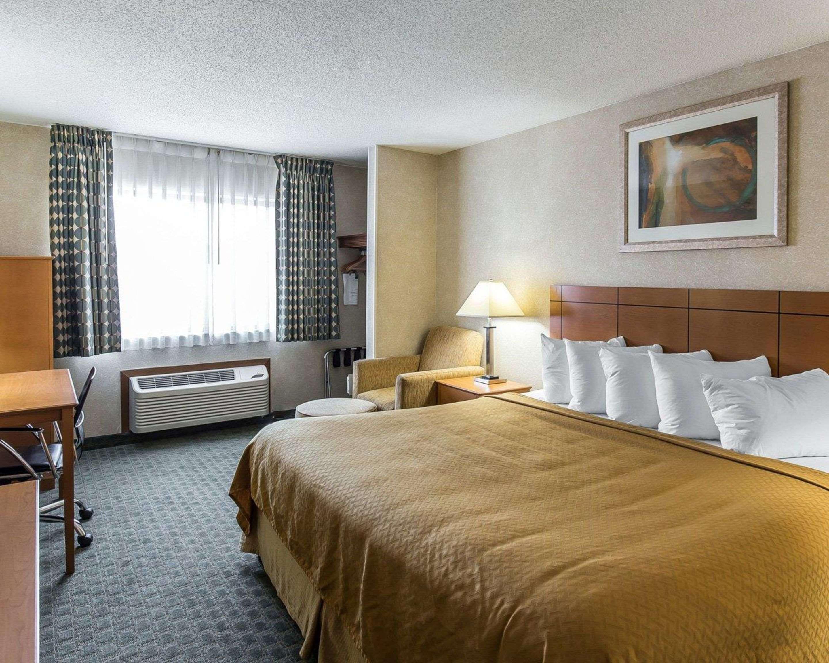 Quality Inn At Collins Road - Cedar Rapids Esterno foto
